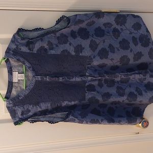 Liz claiborne XXL two tone blue shelve less blouse.